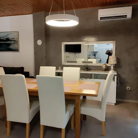 Bulic Apartment *